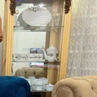 بوفه ویترینی طلایی