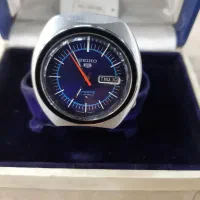 سیکواسپورت|ساعت|اصفهان, نقش جهان|دیوار