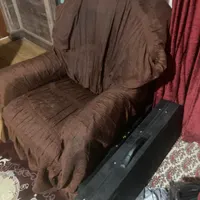 فروش لوازم منزل از قبیل فرش دستباف ،مبل ،تخت ،کمد