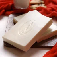 شکلات تخته ای تلخ شیری سفید و صبحانه