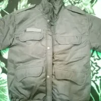 کاپشن وکفش کار