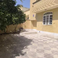 رهن و اجاره دو واحد ویلایی250متری در شهرک گلستان|اجارهٔ خانه و ویلا|شیراز, غدیر جنوبی|دیوار