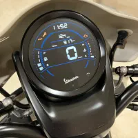 Vespa GTV280 GPS|موتورسیکلت|تهران, درختی|دیوار