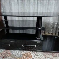 میز تلویزیون شیشه ای