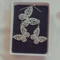 نیم ست پروانه ای