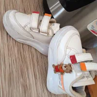 کاپشن خارجی  و کفش|کفش و لباس بچه|نورآباد, |دیوار