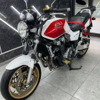 cb1300 سی بی ۱۳۰۰