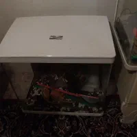 دو عدد آکواریوم.شرکتی.۶۰در ۶۰..و اون یکی ۶۰در ۵۰