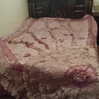 روتختی کالباسی ب تنهایی رو بالشتی نداره