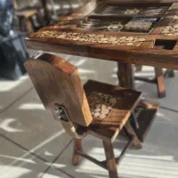 میز و صندلی تخته نرد و شطرنج