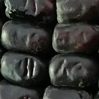 رطب مضافتی درجه یک(۲۰۰ هزارتومان)