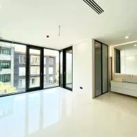 ۲۲۵ متر غربی بلوار ۲۴ متری فول ( ۲ پارکینگ سندی )