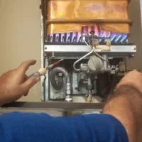 نصب و سرویس وراه اندازی آبگرمکن و بخاری گازی|خدمات پیشه و مهارت|هشتگرد, شهرک ریحانه|دیوار