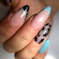 خدمات کاشت ناخن|خدمات آموزشی|صومعهسرا, |دیوار