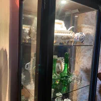 بوفه بسیار شیک و چراغ دار