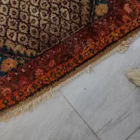 فرش دستفات ۸۰ ساله عتیقه قد یک متر پهنا نیم متر|فرش|کاشان, صفی آباد|دیوار
