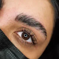 تخفیف  ویژه،لیفت مژه و ابرو