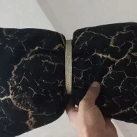 بالش رومبلی|رختخواب، بالش، پتو|خوی, |دیوار