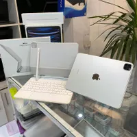 iPad pro 256GB M2 WiFi Full Accessories ویژه