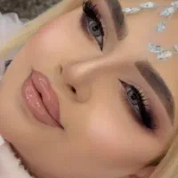 میکاپ و شنیون سیار اقتصادی 450