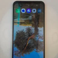 گوشی سامسونگ در حد نو ۶ماه استفاده بدون خرابی و ضر