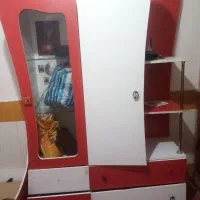 تخت وکمد