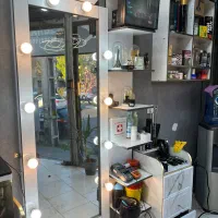 دکوری آرایشگاه