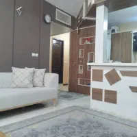 خانه در مجتمع وزارت دفاع فاز دو شیراز