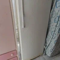 فروش دو عدد یخچال سالم در حد نو