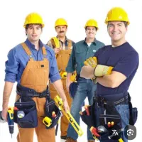 کارگر فنی برق و تاسیسات یا مکانیک