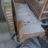 تخت و میز و یخچال