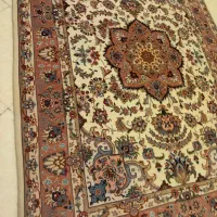 قالیچه ۳متری گل ابریشم چله ابریشم تبریز دستبافت