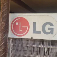 کولر پنجره ای سالم و در حد نو با کنترل|کولر گازی و فن‌کوئل|گالیکش, |دیوار