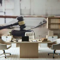 وکیل پایه یک دادگستری