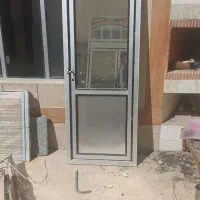 در و پنجره الومینیوم با شیشه دوجداره