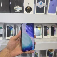 آیفون ۱۵ پرو مکس تمیز|موبایل|اصفهان, باغ دریاچه|دیوار