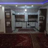 حیاط-دو-طبقه-دربستی-خسروشاه