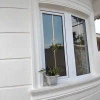 ساخت و نصب در و پنجره UPVC و توری