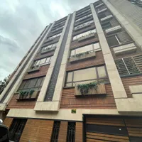 ۱۳۰ متر دو خوابه آجودانیه _فول مشاعات _ مدرن
