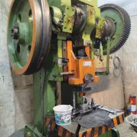 خدمات  پــرس ضـربـه‌ای