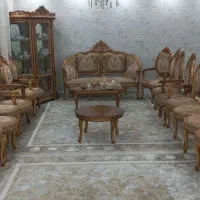 مبلمان ۸نفره همراه با دوعددمیزوسط وناهارخوری۸نفره