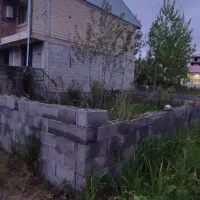 زمین ۹۰ متری