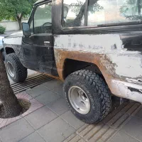 نیازمند کارگرساده جوان