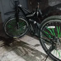 دو چرخه|دوچرخه، اسکیت، اسکوتر|بم, |دیوار