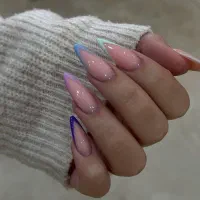 خدمات و آموزش  ناخن اقتصادی