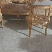 یک دست مبل سلطنتی سالم به ضمانت میدیم قیمت۴میلیون|مبلمان خانگی و میز عسلی|بروجرد, |دیوار