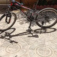 دوچرخه 24|دوچرخه، اسکیت، اسکوتر|اندیشه, اندیشه فاز ۴|دیوار