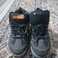 کفش ورزشی ونیم پوت|کیف، کفش، کمربند|اندیشه, شهرک کوثر|دیوار