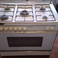 اجاق گازفردارعالیستان سالم کارکرده