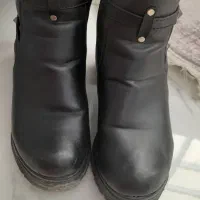 چکمه درحد نو